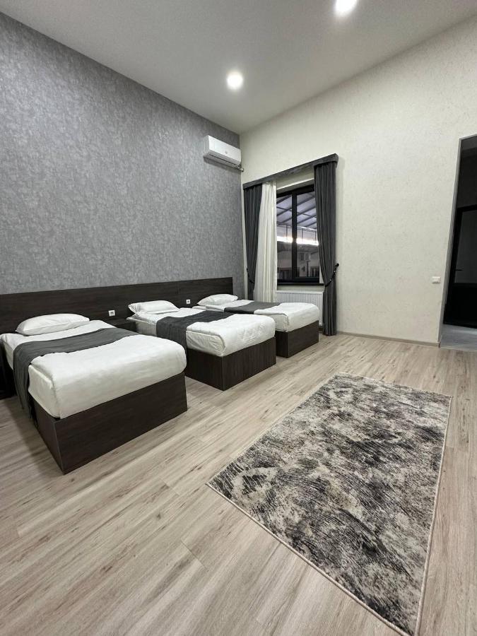 Hotel Sevinch Tasken Kültér fotó